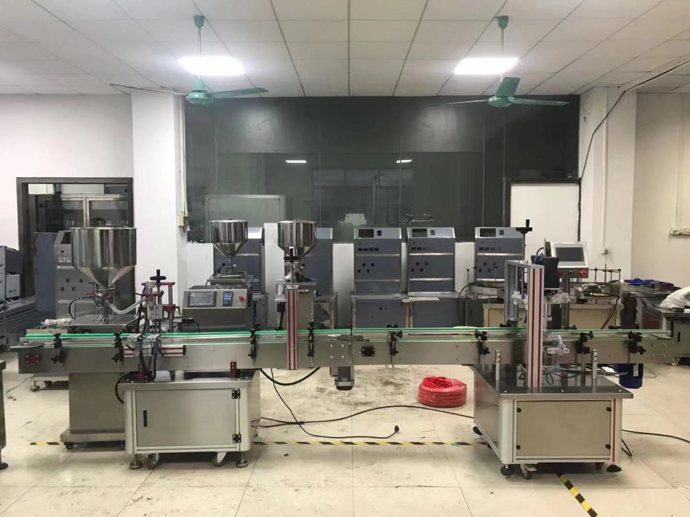 灌裝機設備的人性化設計為生產企業(yè)帶來良好效益